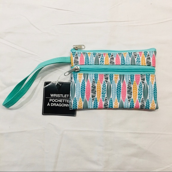 SOCK UNICORN 4 pc.bundle! 3 pr socks& 1 wristlet!! - Picture 2 of 9